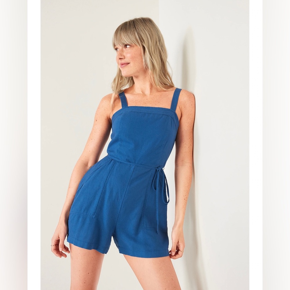 NWT Old Navy sleeveless blue romper